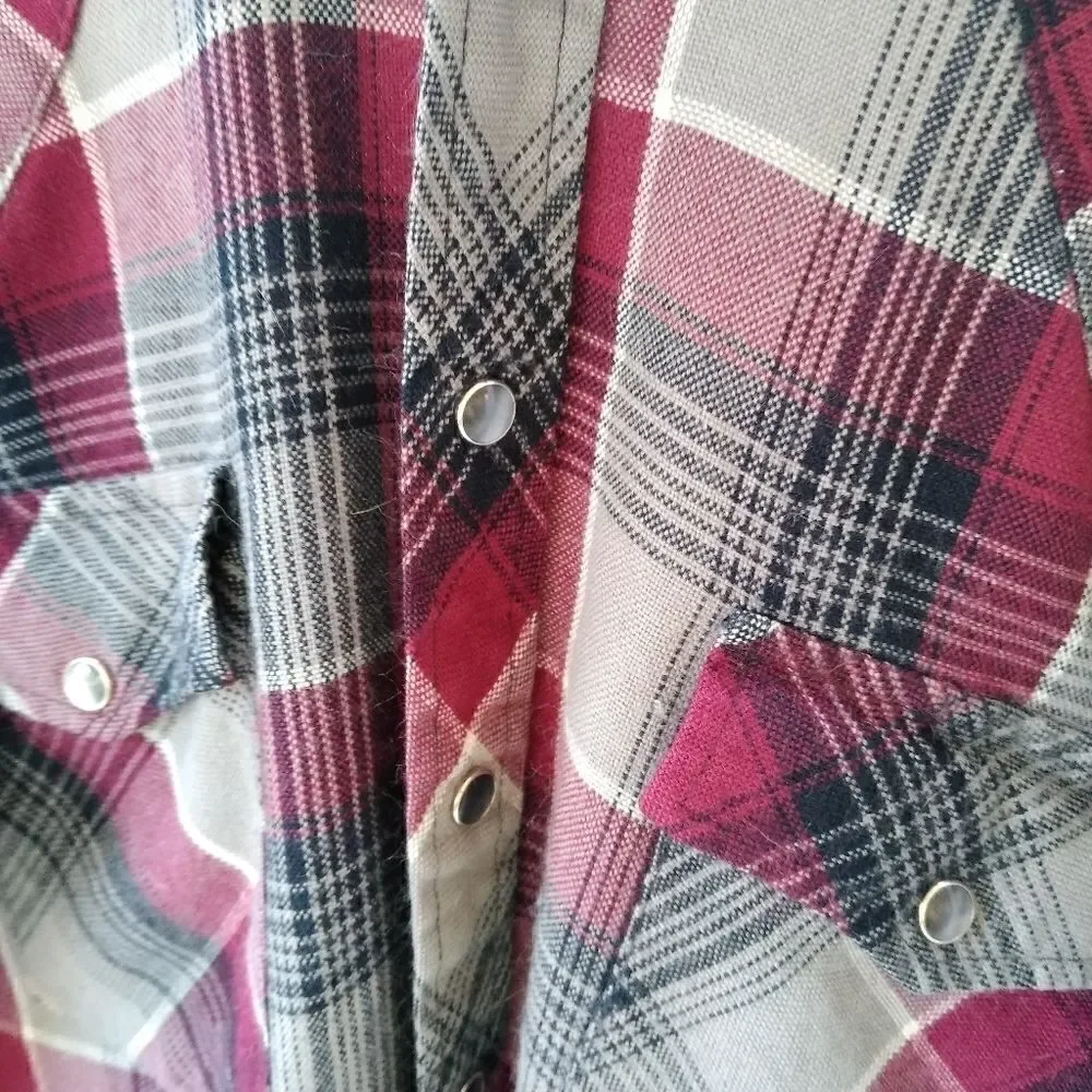 Roebucks flannel shirt  - Picture 3 of 4